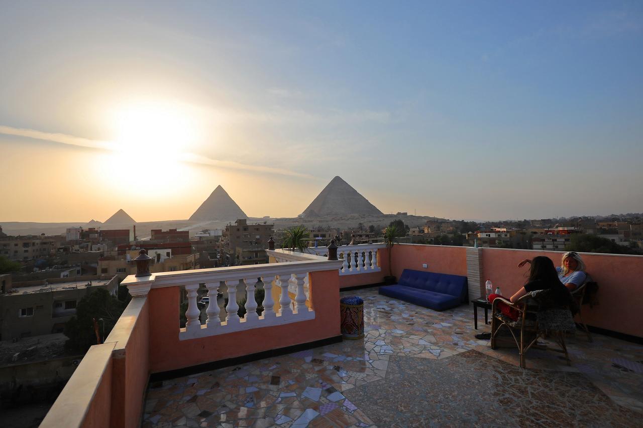 Pensión Pyramids Loft