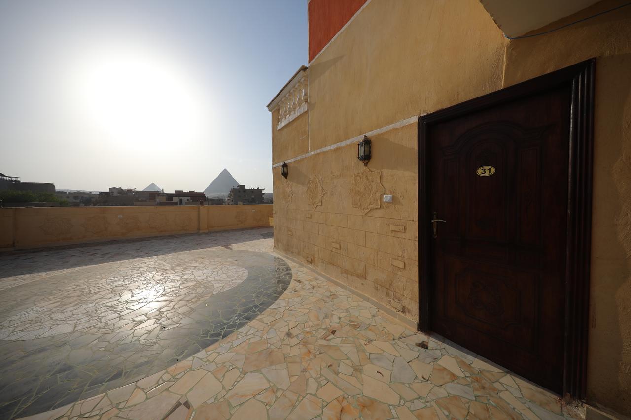 Pyramids Loft 2*